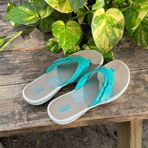 Ladies Clark’s Sandals